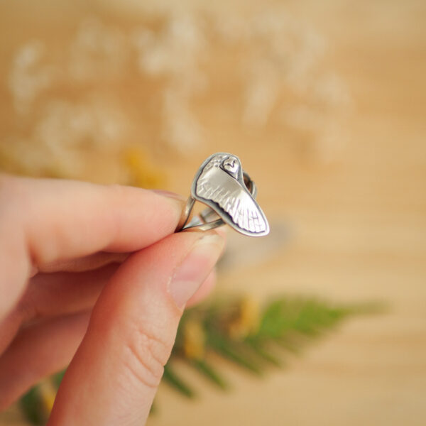 Płomykówka - srebrny pierścionek sygnet damski z sową