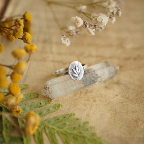 Polna trawa - minimalistyczny srebrny pierścionek