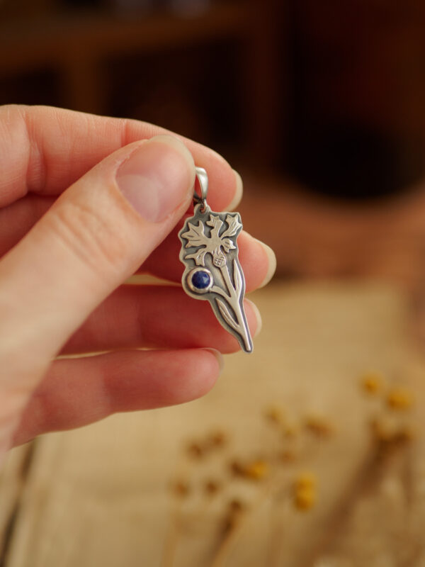 Chaber - srebrny naszyjnik kwiat z lapisem lazuli