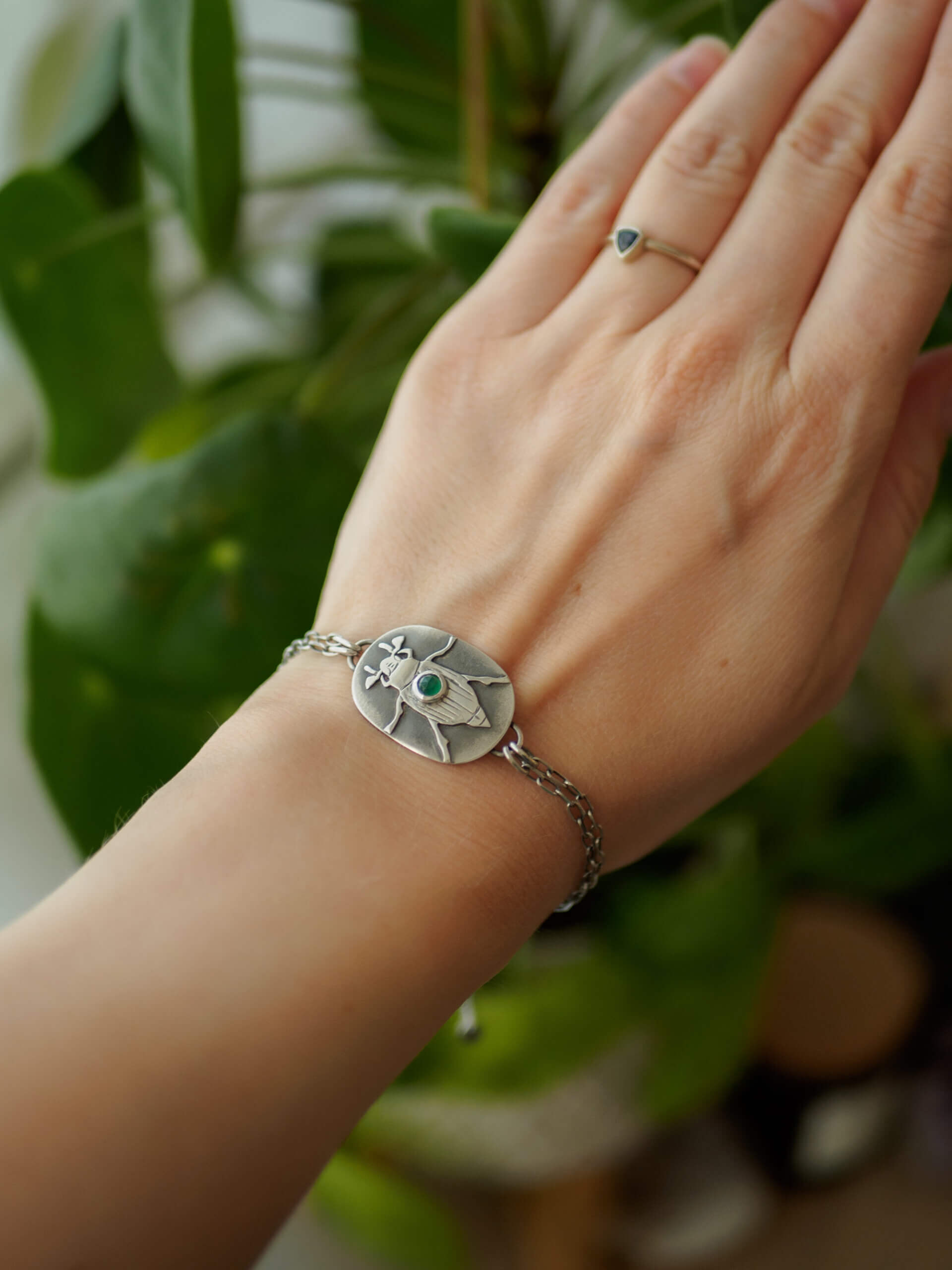 KRUPKOWSKA.COM Orka <strong>bransoletka</strong> REZERWACJA 5 Chrabąszcz majowy - bransoletka z zielonym agatem