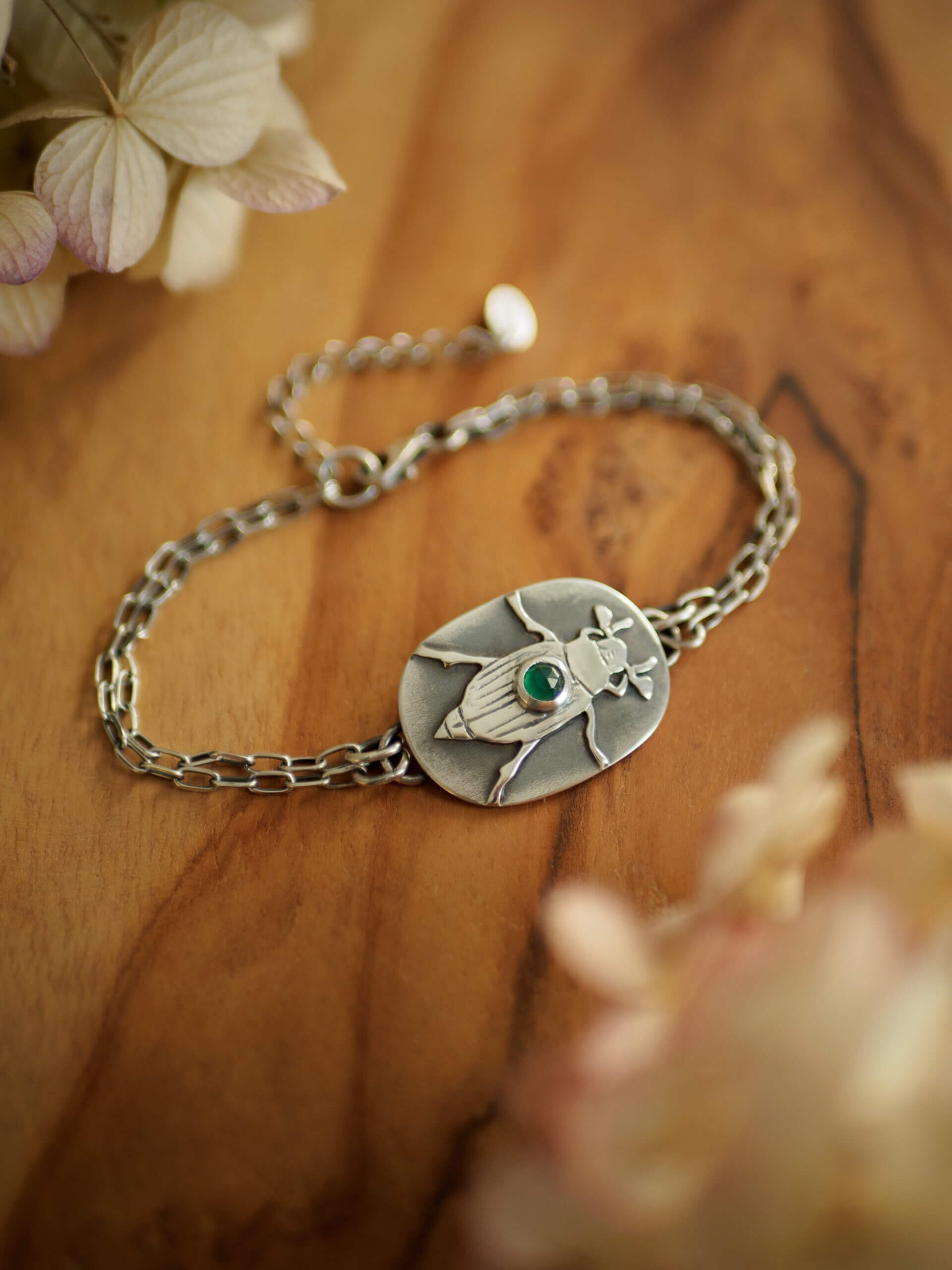 KRUPKOWSKA.COM Orka <strong>bransoletka</strong> REZERWACJA 4 Chrabąszcz majowy - bransoletka z zielonym agatem