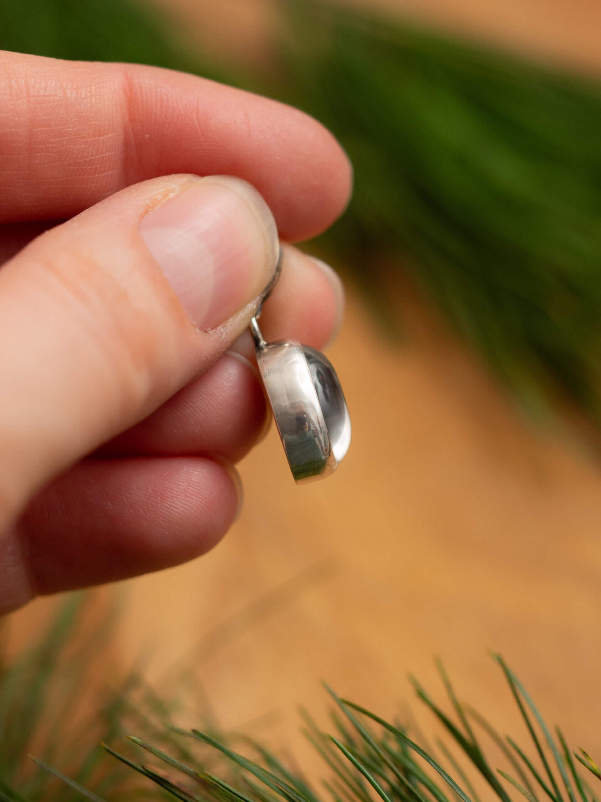 KRUPKOWSKA.COM Gwiezdny pył kryształowy <strong>wisiorek</strong> 7 Gwiezdny pył - srebrny wisiorek z kryształem górskim