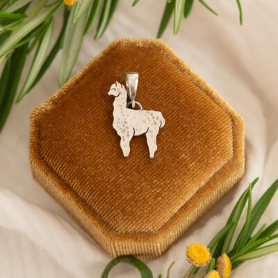 Alpaka mini - wisiorek srebrny zwierzak